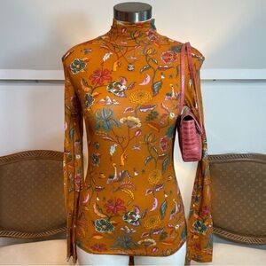 Elie Tahari Leaf whimsical Print Top